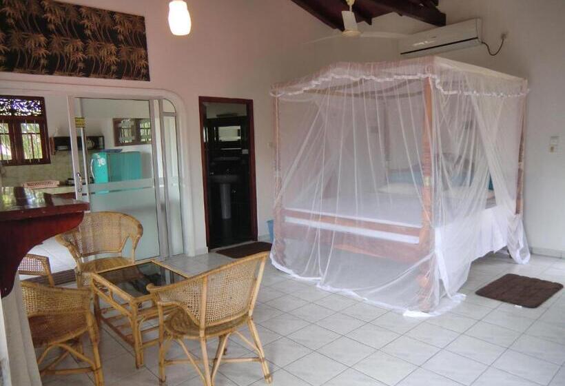 Quarto Deluxe, The Oasis Villa