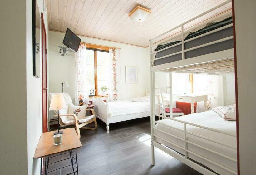 スタンダードトリプルルーム, Prinsgården B&b Rum Stugor