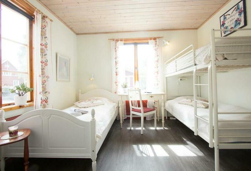 スタンダードトリプルルーム, Prinsgården B&b Rum Stugor