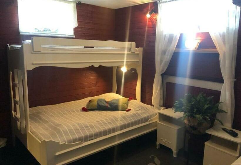 スタンダード4人部屋, Prinsgården B&b Rum Stugor