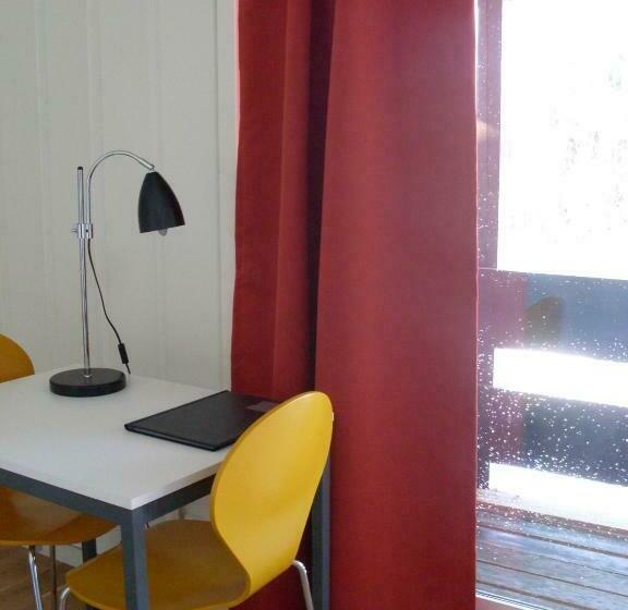 غرفة قياسية, Rauland Vandrerhjem Akademiet