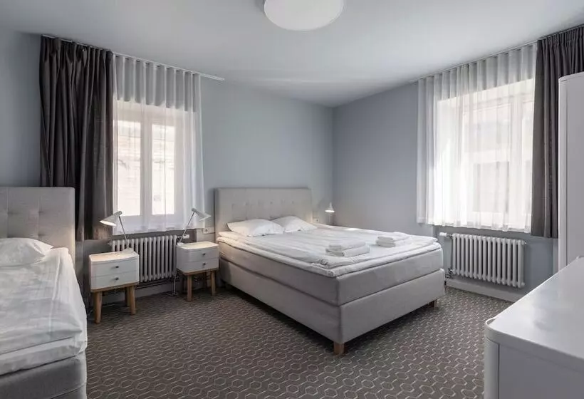 اتاق استاندارد چهار تخته, Roze Park Rooms