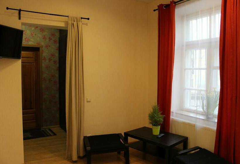 اتاق خانوادگی, Sleep In Bnb