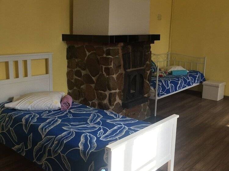 آپارتمان 2 خوابه, Sleep In Bnb