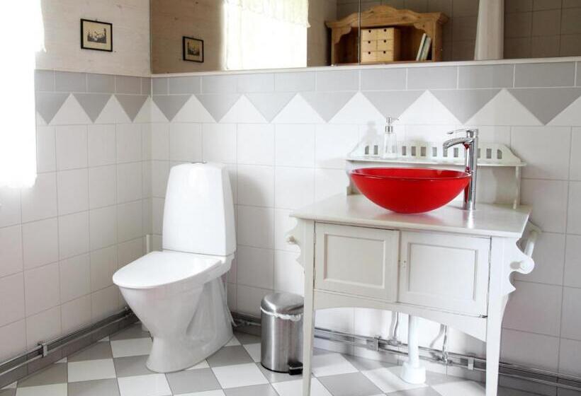 Студия Стандарт, Boråkra Bed & Breakfast