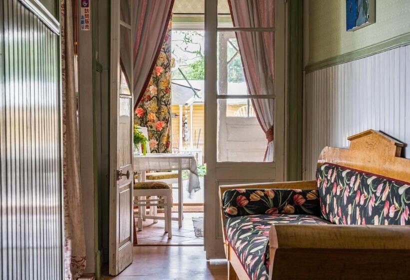 Студия Стандарт, Boråkra Bed & Breakfast