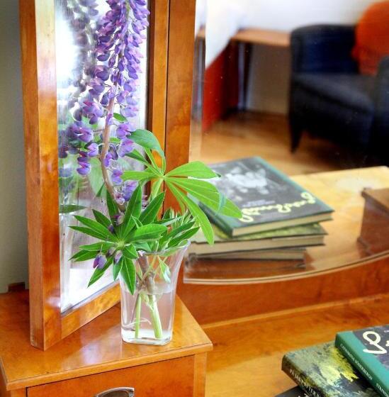 Студия Стандарт, Boråkra Bed & Breakfast