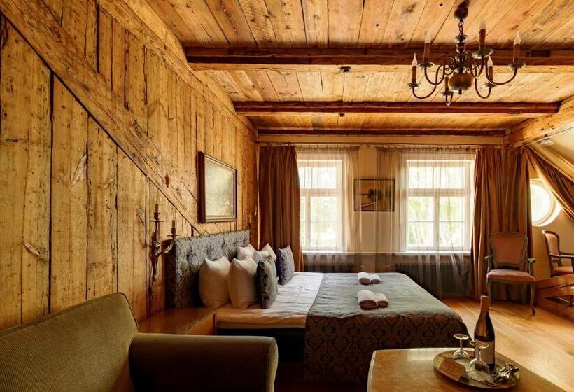 اتاق خانوادگی, Boutique Hotel Virkas Muiža