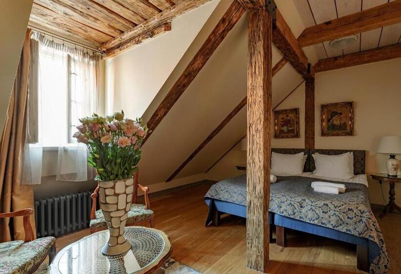 Habitaci�n Est�ndar Abuhardillada, Boutique Hotel Virkas Muiža