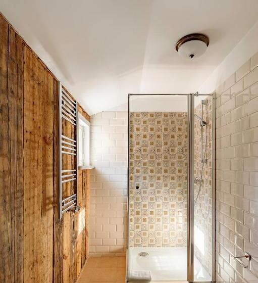 Habitaci�n Est�ndar Abuhardillada, Boutique Hotel Virkas Muiža