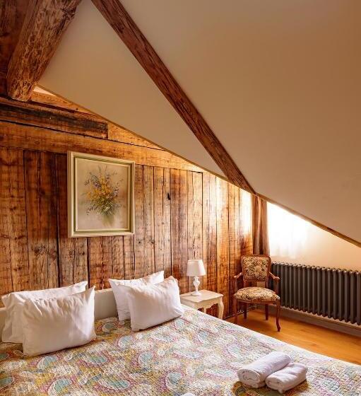 Habitaci�n Est�ndar Abuhardillada, Boutique Hotel Virkas Muiža