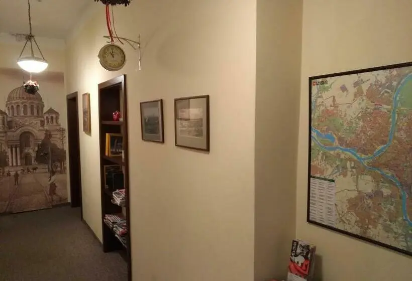 اتاق استاندارد, Hostel Lux