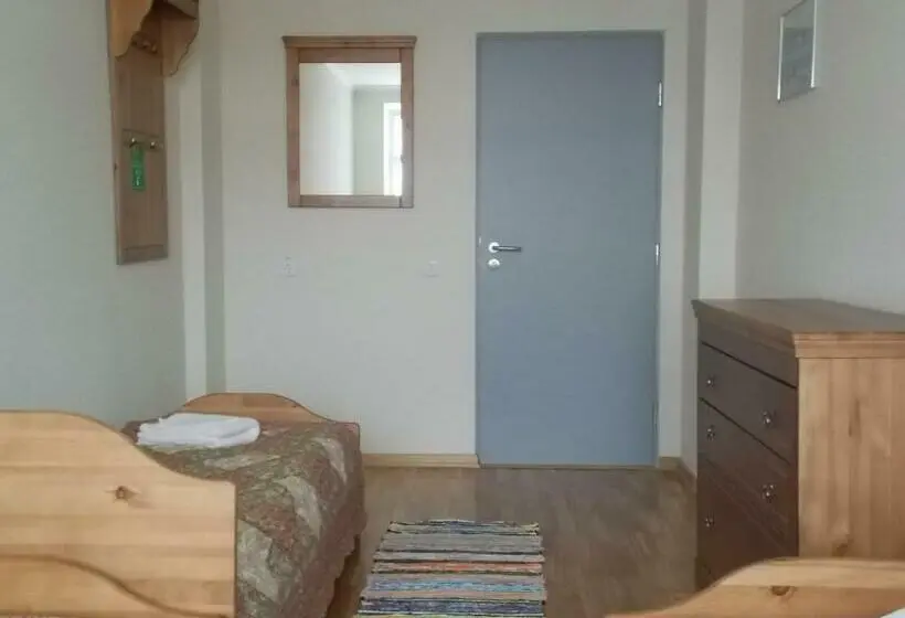 Standard Kolmen Hengen Huone, Hostel Pomor