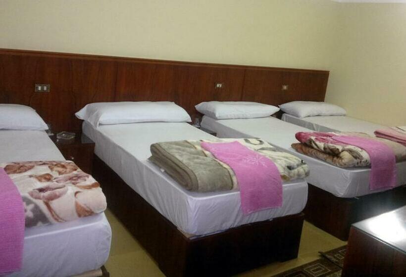 4 Bett Standardzimmer, Al Maghraby