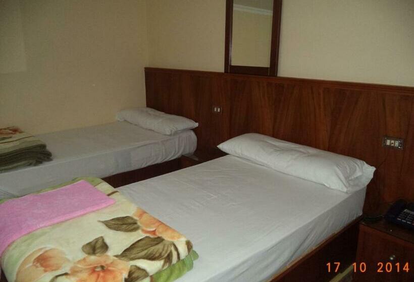 3-Bett-Standardzimmer, Al Maghraby