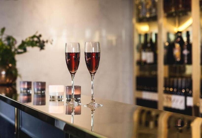 デラックスルーム, Bauergården