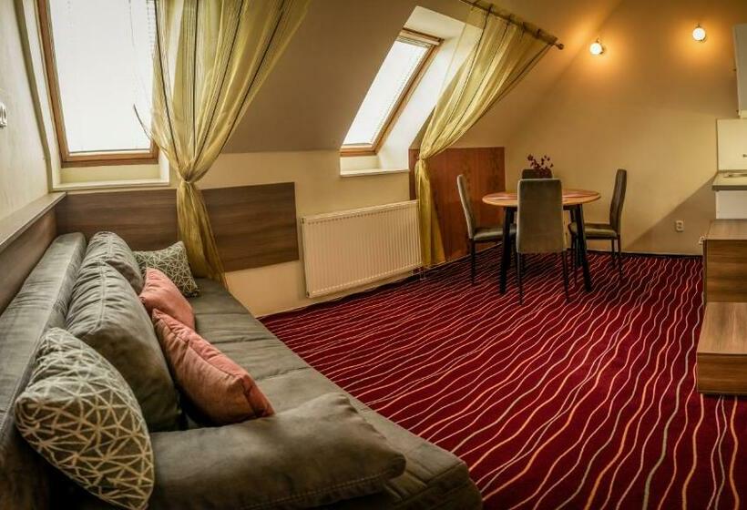 家族用アパートメント, Brixen