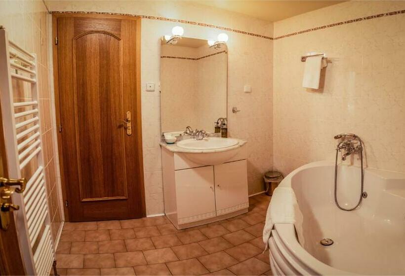Апартаменты 1 Спальня, Brixen