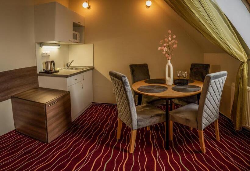 ハイドロマッサージバス付きスイート, Brixen