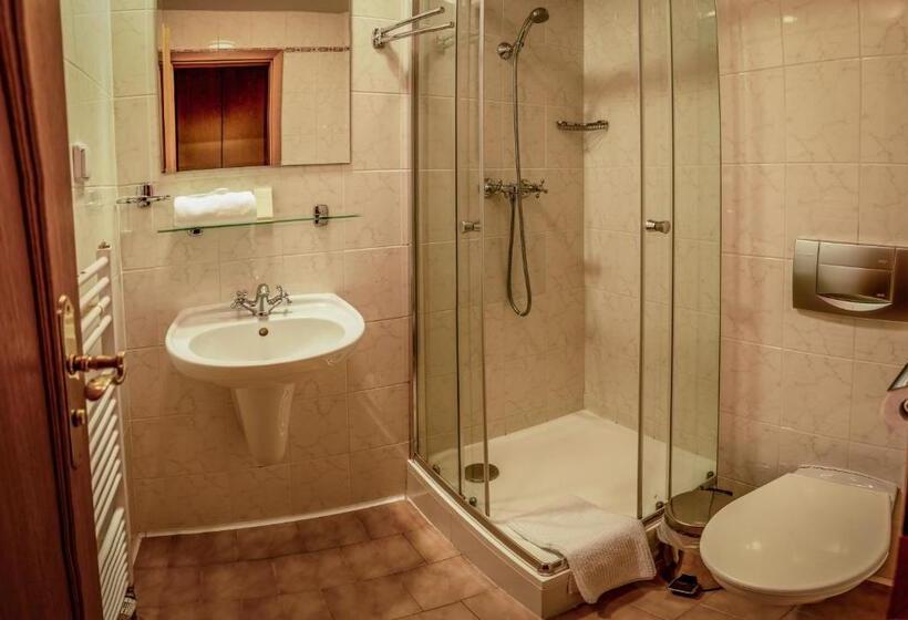 エコノミールーム, Brixen