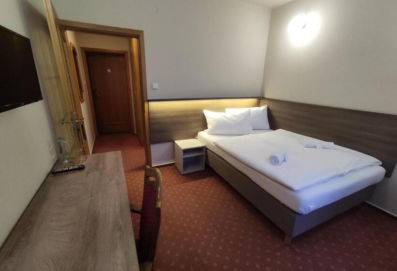 エコノミールーム, Brixen