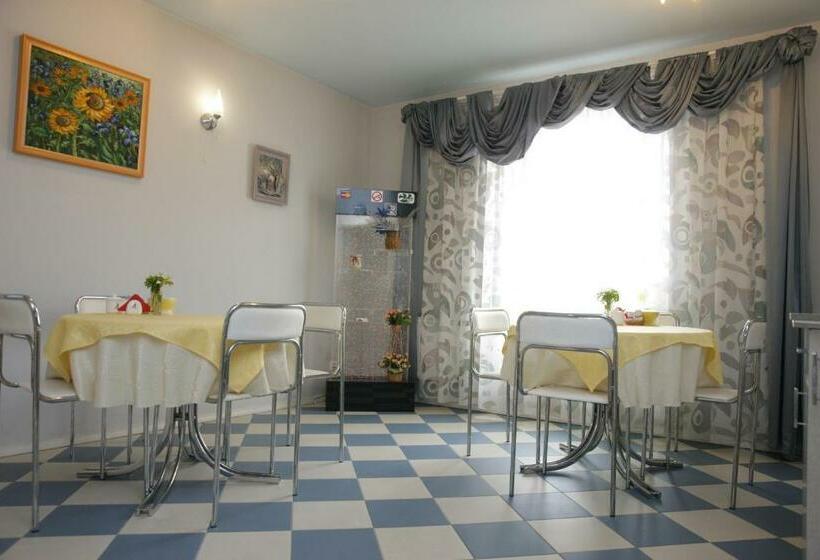 سوییت, Guest House Linas