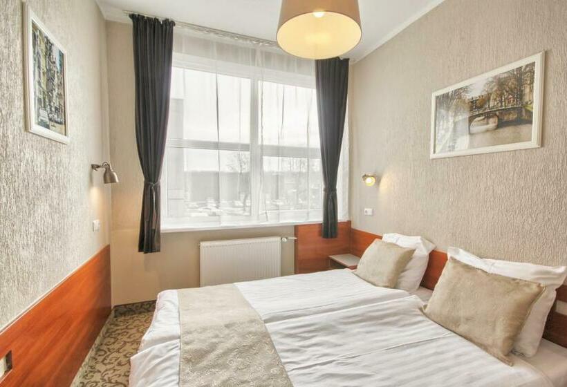 اتاق استاندارد, Inza