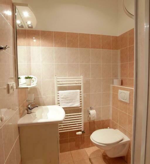 スタンダードルーム, Karel Iv