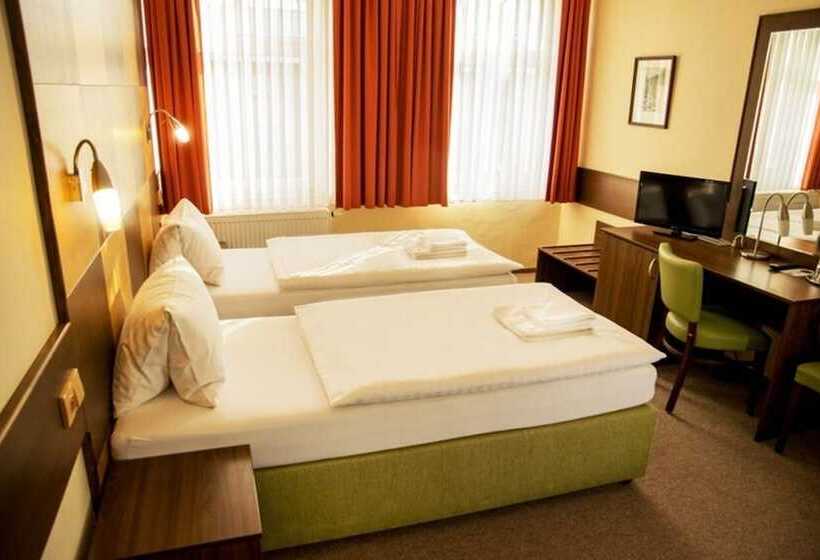 スタンダードルーム, Karel Iv