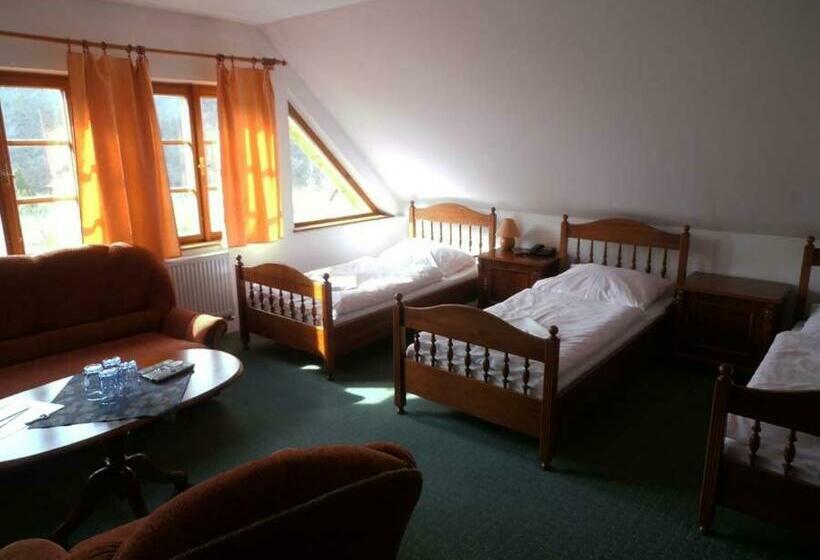 4인용 스탠다드 룸, Klor