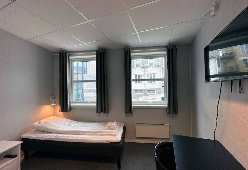 스탠다드 싱글 룸, Enter Skansen