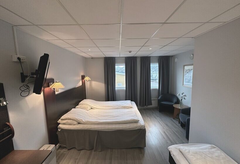 스탠다드 트리플 룸, Enter Skansen