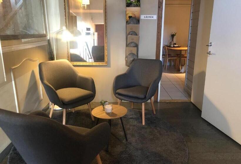 标准间, Lapland River