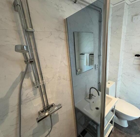 标准间, Lapland River