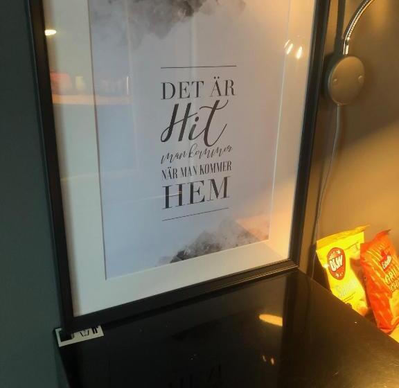 基本间, Lapland River