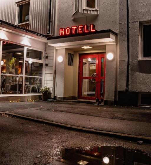 基本间, Lapland River