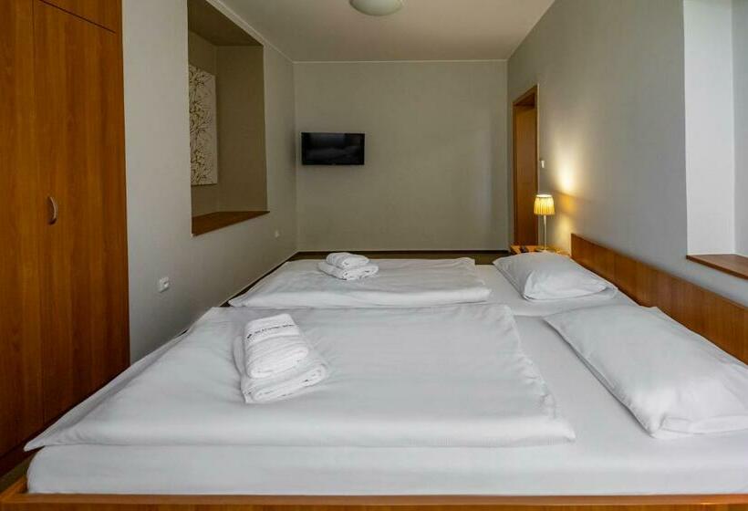 Апартаменты 1 Спальня, Relax Hotel Stork