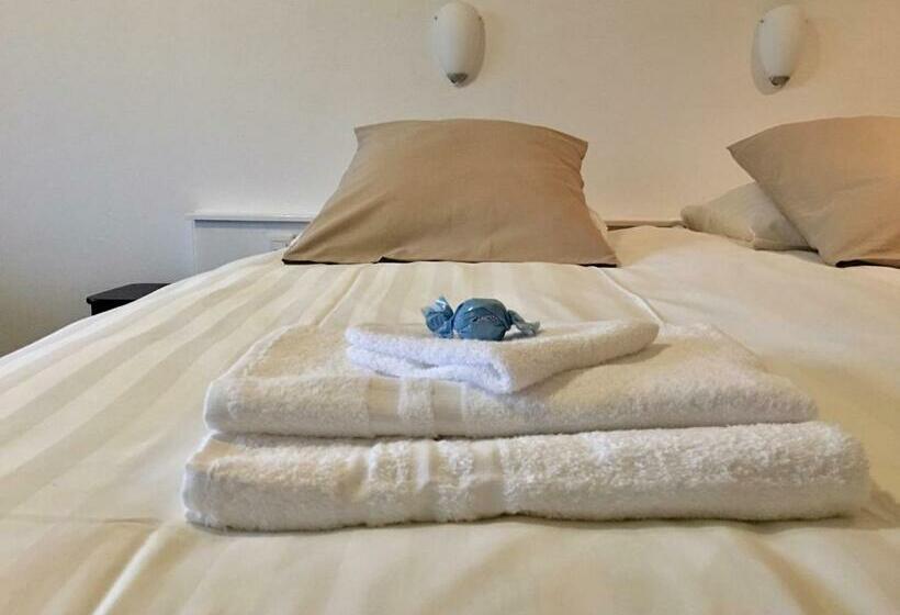 חדר סטנדרט, Salden