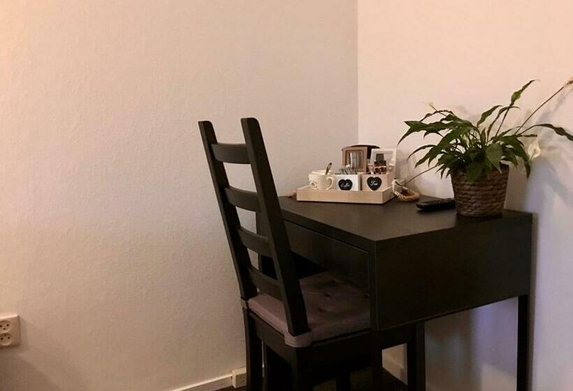 חדר סטנדרט, Salden