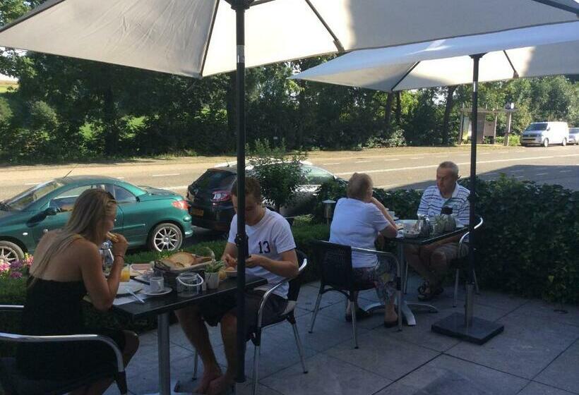 غرفة قياسية, Pension Oranje