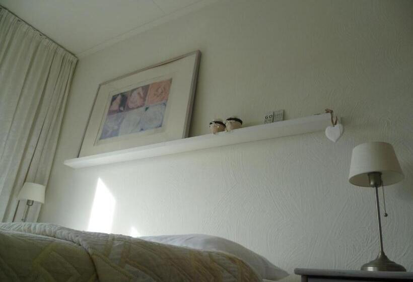 غرفة قياسية, Pension Oranje