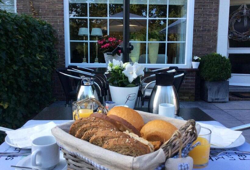 غرفة عائلية, Pension Oranje