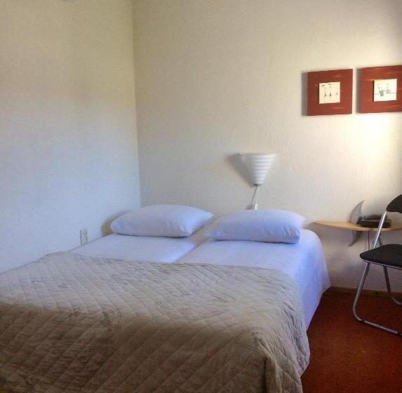 غرفة إقتصادية, Pension Oranje