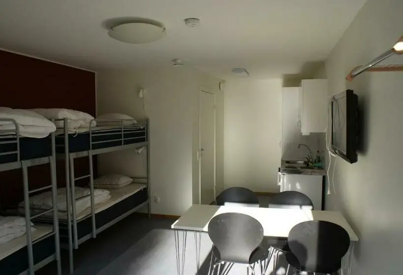 Standard Neljän Hengen Huone, Piteå Golfhotell