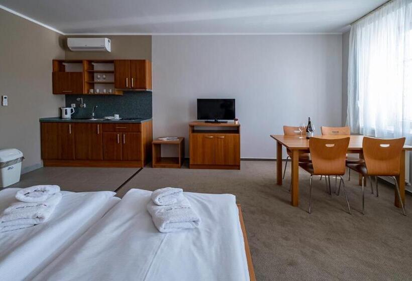 Студия Стандарт, Relax Hotel Stork