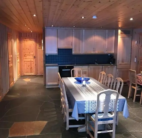 Huoneisto 3 Makuuhuonetta, Rondane Haukliseter Fjellhotell
