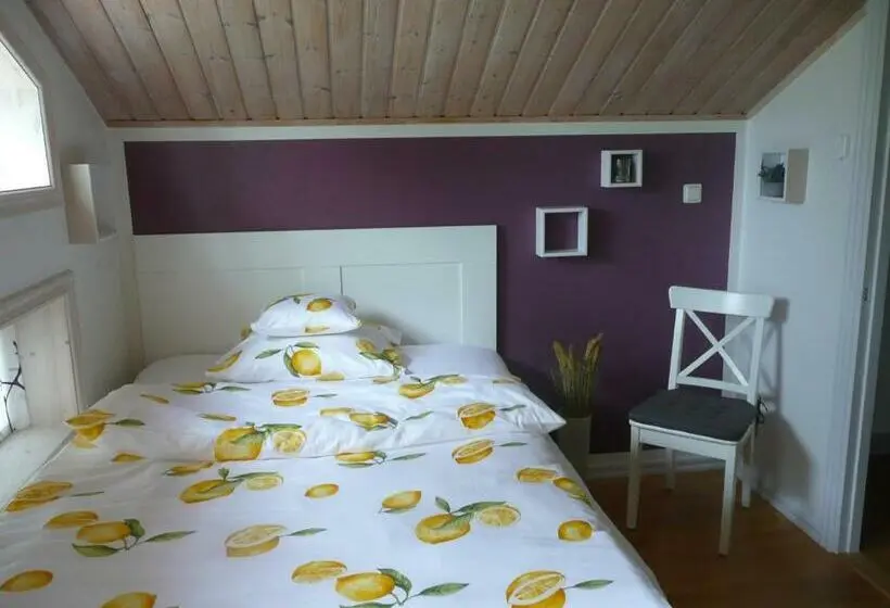 Standard Yhden Hengen Huone, Skogis Bed & Breakfast