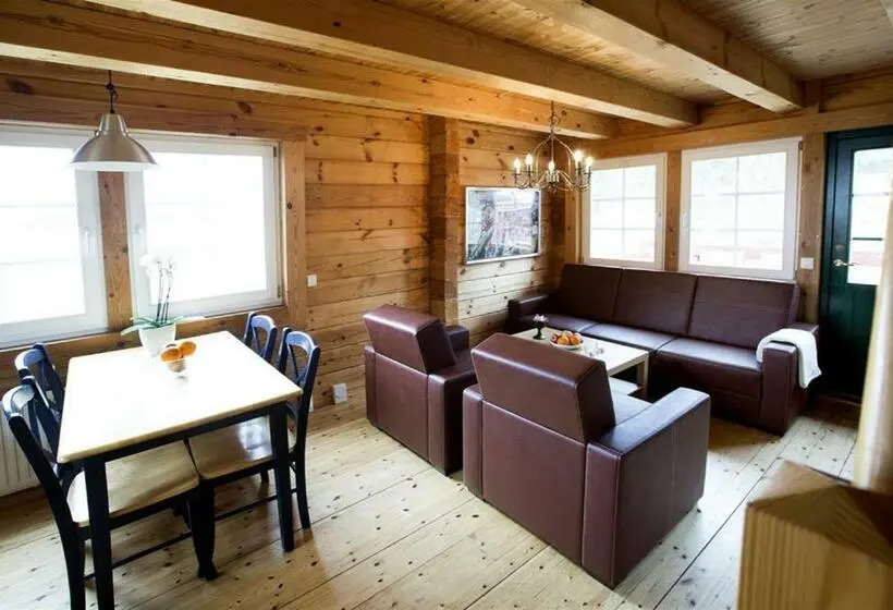 Deluxe Hütte, Västervik Resort