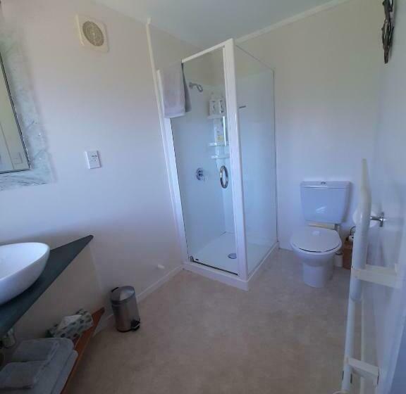 اتاق استاندارد با تخت بزرگ, A Sea View B&b