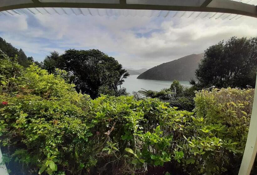 اتاق استاندارد با چشمانداز دریا, A Sea View B&b